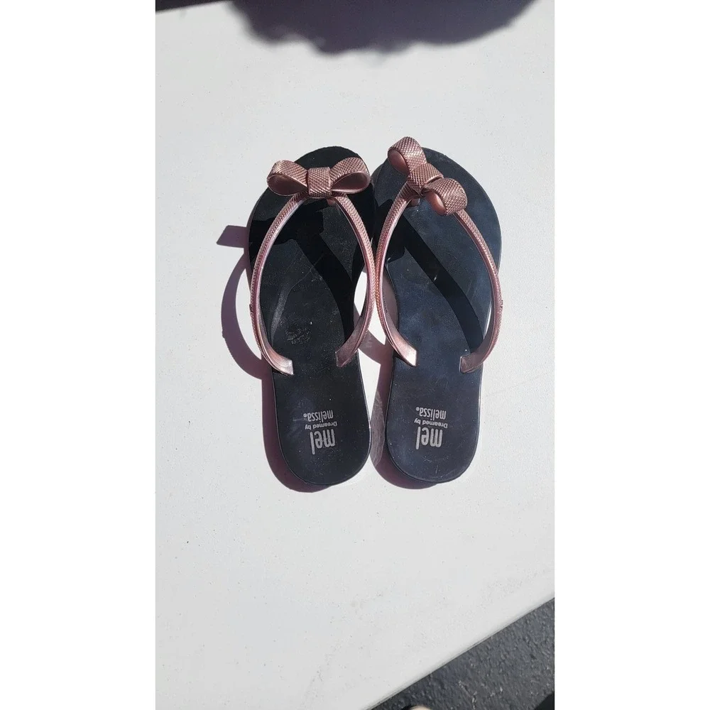 Mini Melissa girls black sandals with rose gold‎